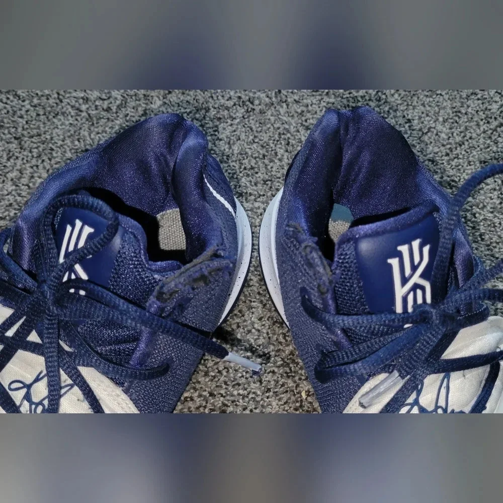 SOLD Nike Kyrie 5 TB basketball shoes 2019 Men's 10.5 Navy Blue & White - Picture 10 of 11